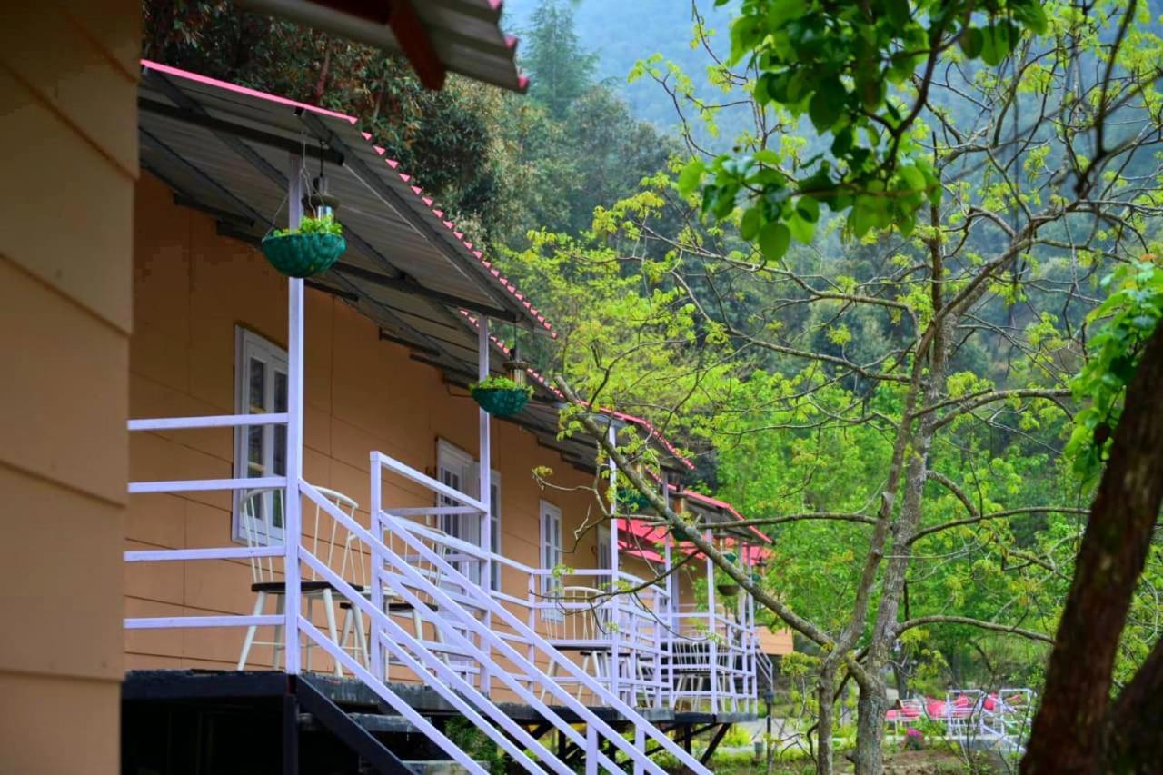 Aaroham Resort Shimla ! Luxury Cottage By Aamod Group 외부 사진